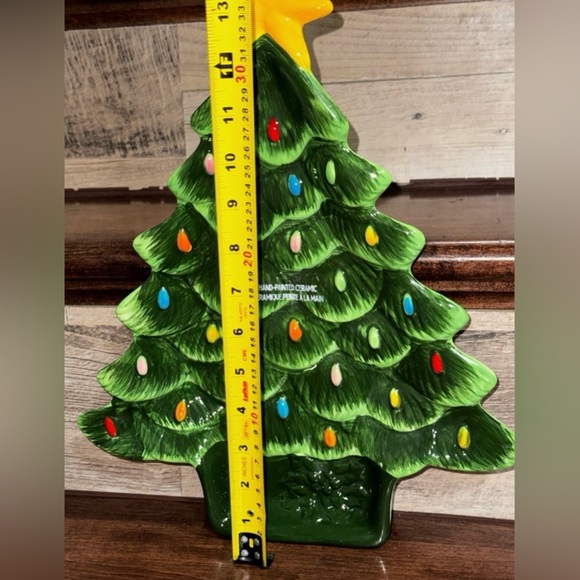 Super Cute Hand Painted Ceramic Nostalgic Tree  🌲 plate (Tray) by Mr. Christmas - Picture 4 of 8